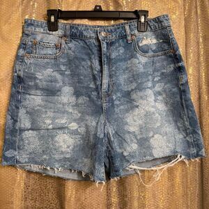 American Eagle Floral Print Baggy High Rise Mom Shorts Cut Offs Size 12